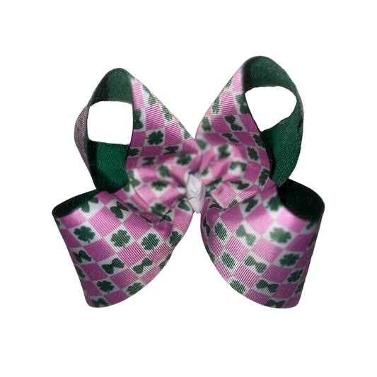 Shamrock sweetheart